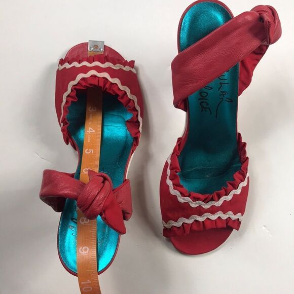 VTG,Red Kitten Heels by Irregular Choice Size 38 - Picture 12 of 16